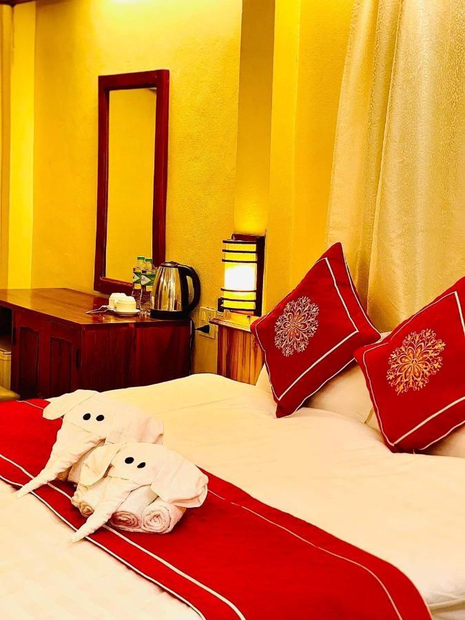 Vieng Savanh II Hotel Луангпхабанг Экстерьер фото