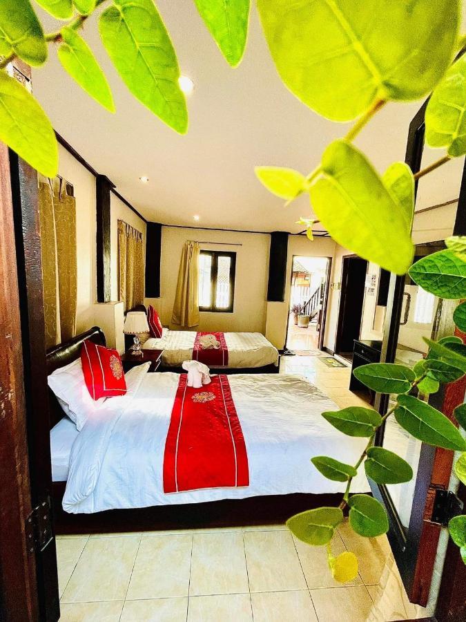 Vieng Savanh II Hotel Луангпхабанг Экстерьер фото
