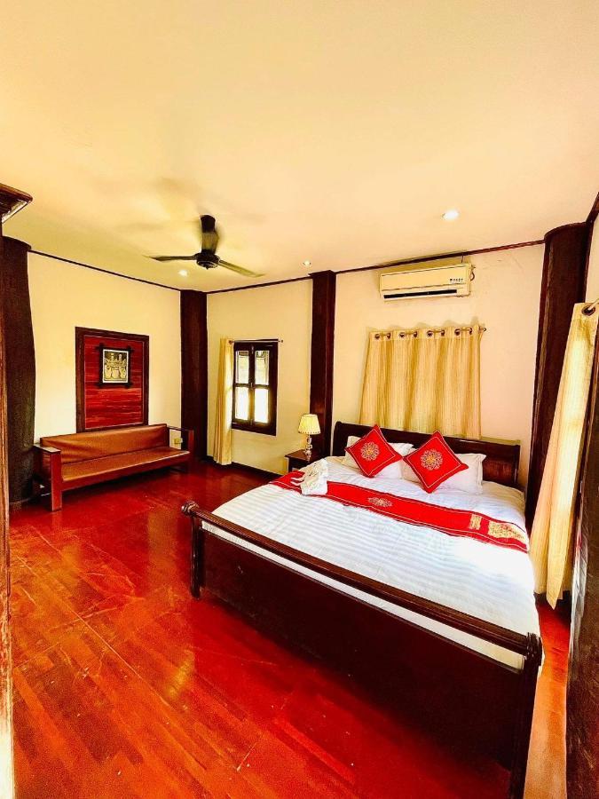 Vieng Savanh II Hotel Луангпхабанг Экстерьер фото